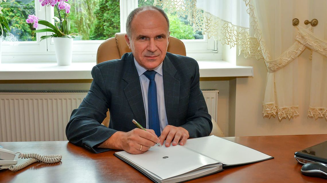 Kulisy konkursu na dyrektora ekonomika. "Wilcze prawo rządzących" Kulisy konkursu na dyrektora ekonomika. "Wilcze prawo rządzących"