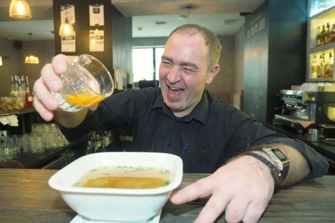 Kultowe przepisy z PRL. Najlepsze na "śledzik party" Kultowe przepisy z PRL. Najlepsze na "śledzik party"