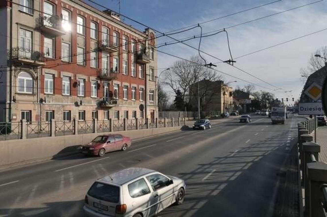 Kunickiego: W tym miejscu nie skręcimy już w lewo?