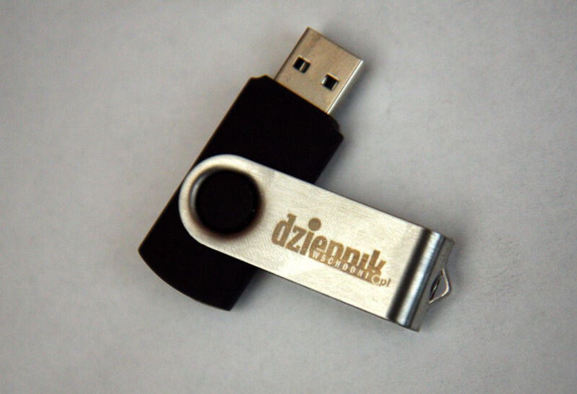 Kup PIANO i odbierz pendrive 4GB