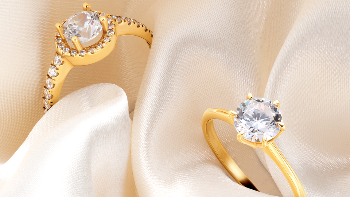 Kupujesz pierścionek zaręczynowy online? Sprawdź, na co zwrócić uwagę