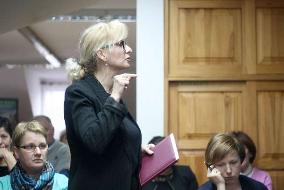 Kurator nie pozwolił na oszczędności w gminie Wąwolnica. W szkole radość