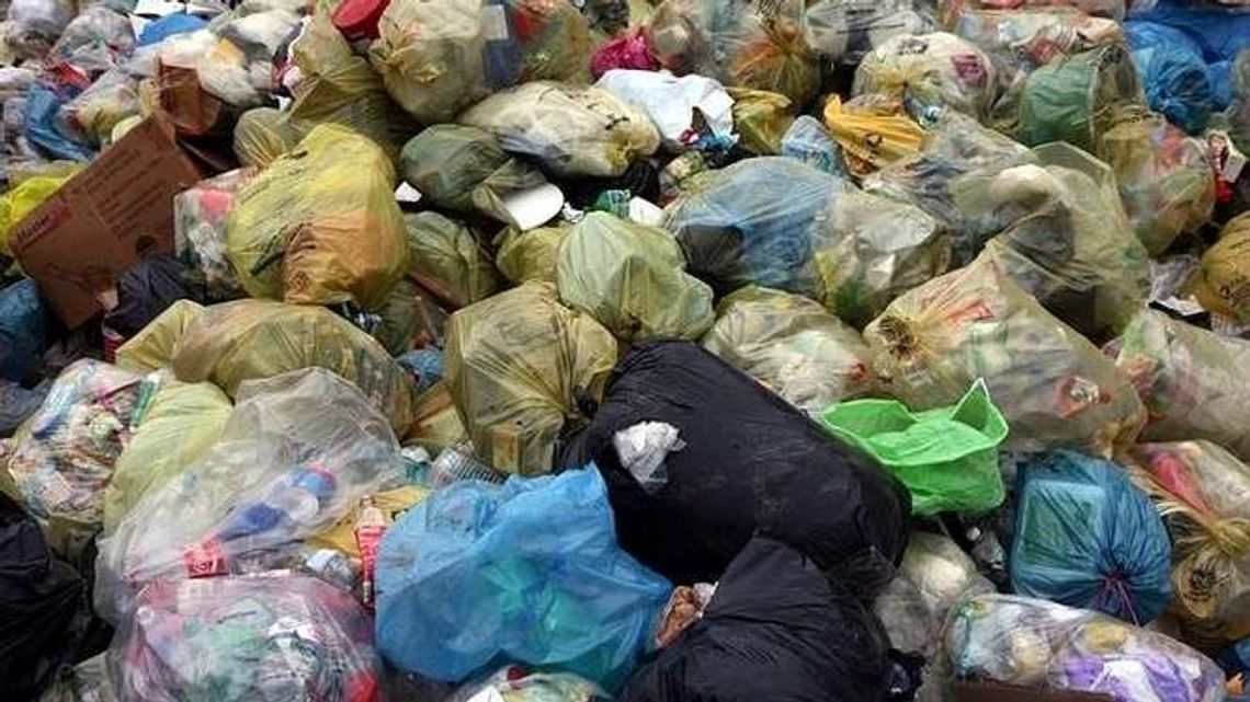 Kurów: Opłaty za śmieci ostro w górę. Skąd ten nagły wzrost cen? Kurów: Opłaty za śmieci ostro w górę. Skąd ten nagły wzrost cen?