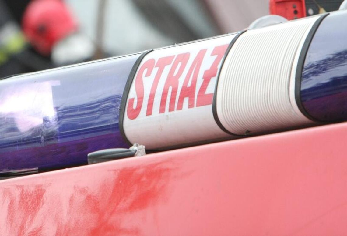 Kurów: Ręka operatora utknęła w maszynie. Trafił do szpitala