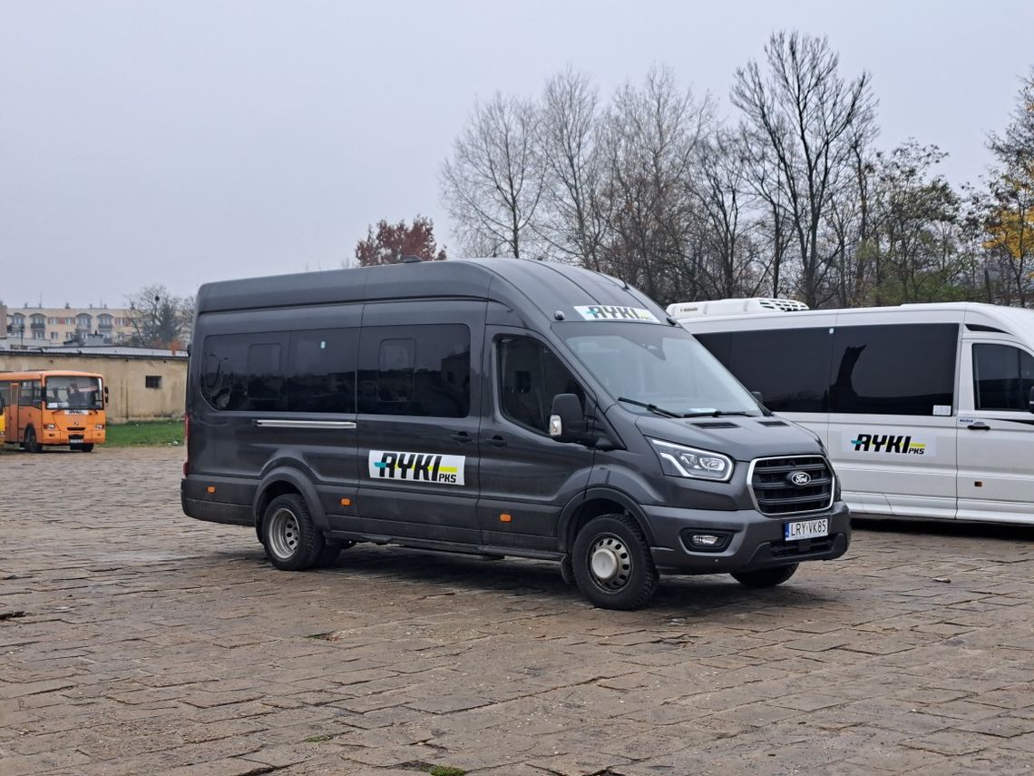 bus_PKS_Ryki