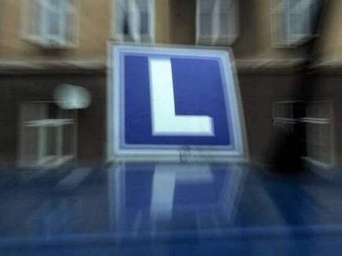 Kursant jechał \"elką\" po alkoholu Kursant jechał \"elką\" po alkoholu