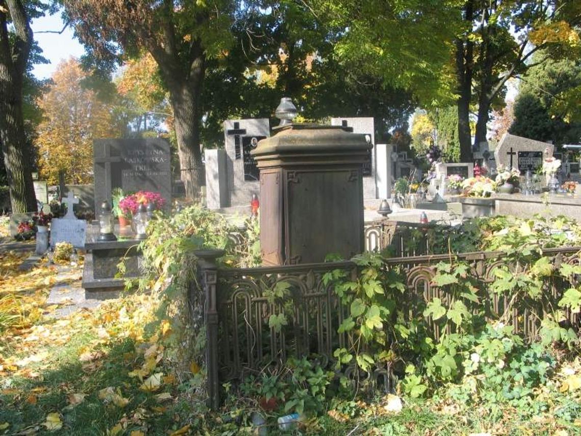 Kwesty są co roku, ale ostatni nagrobek wyremontowano tu 3 lata temu Kwesty są co roku, ale ostatni nagrobek wyremontowano tu 3 lata temu