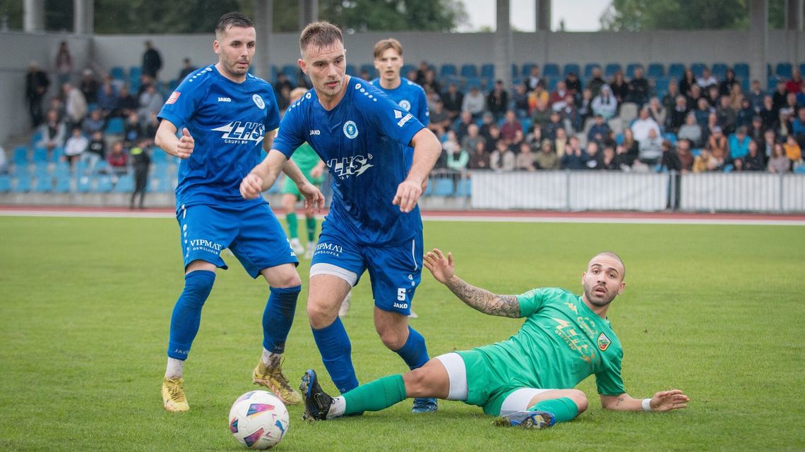 Łada rozbiła groźnego beniaminka, dwie czerwone kartki w Krasnymstawie i siódma wygrana Hetmana