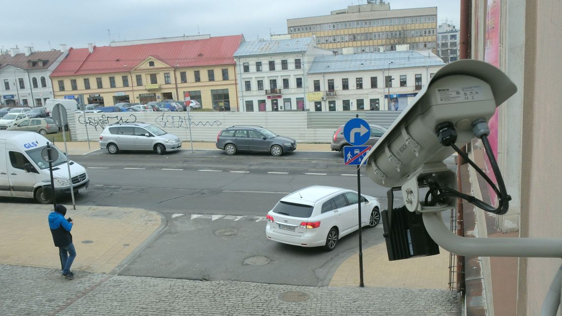 Łamiesz zakaz wjazdu na Stare Miasto? Wkrótce wychwyci cię kamera Łamiesz zakaz wjazdu na Stare Miasto? Wkrótce wychwyci cię kamera