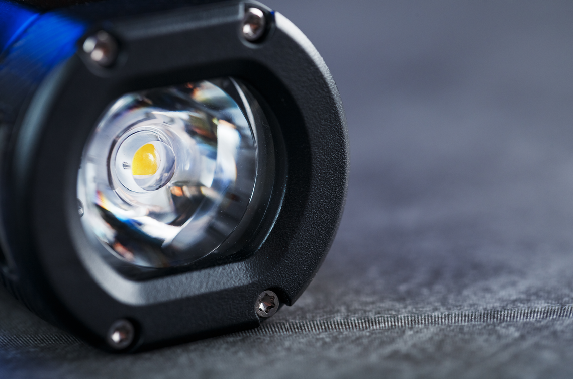 Lampy robocze LED do pojazdów – jak zwiększają widoczność i bezpieczeństwo w terenie? Lampy robocze LED do pojazdów – jak zwiększają widoczność i bezpieczeństwo w terenie?