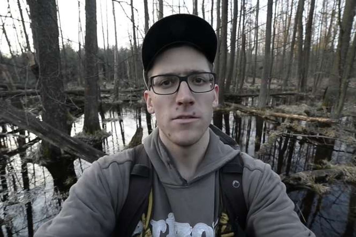 Lasy Janowskie: Poszedł do lasu, zdziwił się kiedy zobaczył znaki na setkach drzew Lasy Janowskie: Poszedł do lasu, zdziwił się kiedy zobaczył znaki na setkach drzew