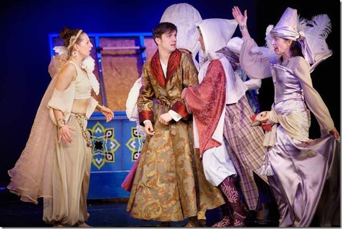 "Latający kufer" w plenerze "Latający kufer" w plenerze