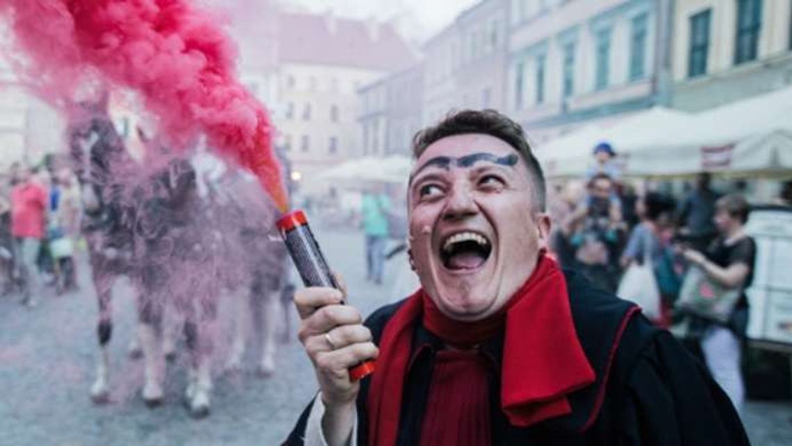 Lato na placu Litewskim: "Legenda o Czarciej Łapie" Lato na placu Litewskim: "Legenda o Czarciej Łapie"