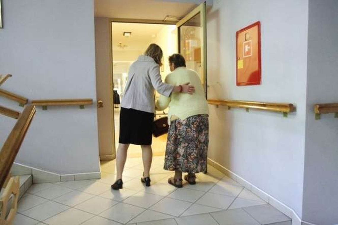 Łatwiej o miejsce w domu pomocy społecznej. Ile trzeba czekać w Lublinie?