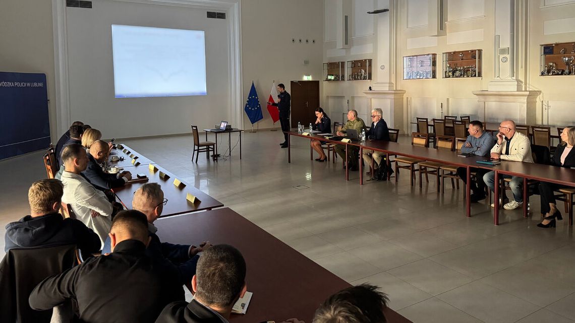 Łatwo nie jest, ale z tą przestępczością można walczyć. Konferencja w KWP Lublin Łatwo nie jest, ale z tą przestępczością można walczyć. Konferencja w KWP Lublin