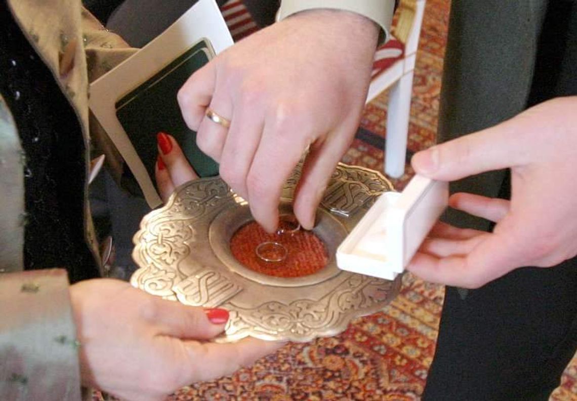 Łęczna ciemnogrodem? Urząd: śluby w poście nie są zakazane