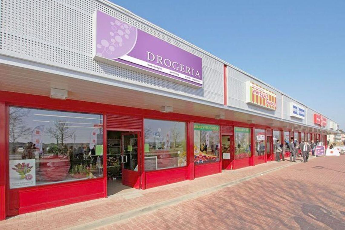 Łęczna: Otwiera się pasaż handlowy Czerwona Torebka 