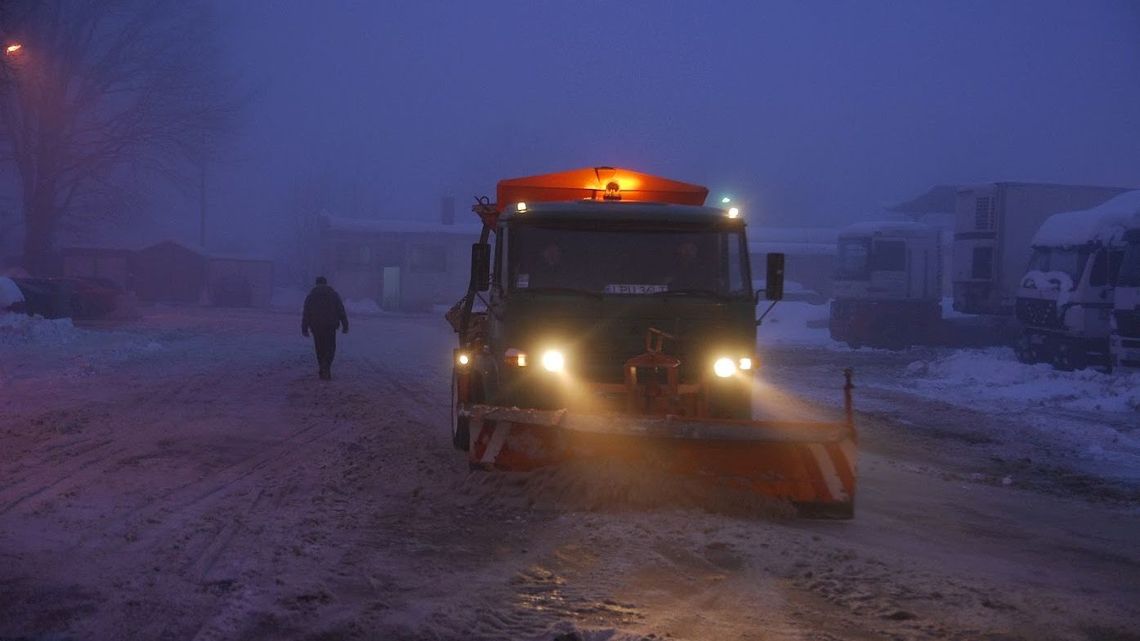 Łęczna. Śniegu nie było, to radni zmniejszyli kasę. Jak popadał, to kasy nie ma