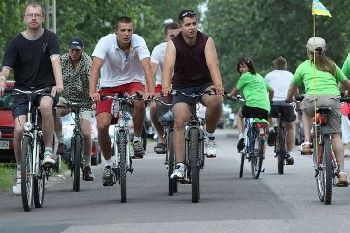 Łęczna: Tor dla rowerów na skwerze rozrywki Łęczna: Tor dla rowerów na skwerze rozrywki