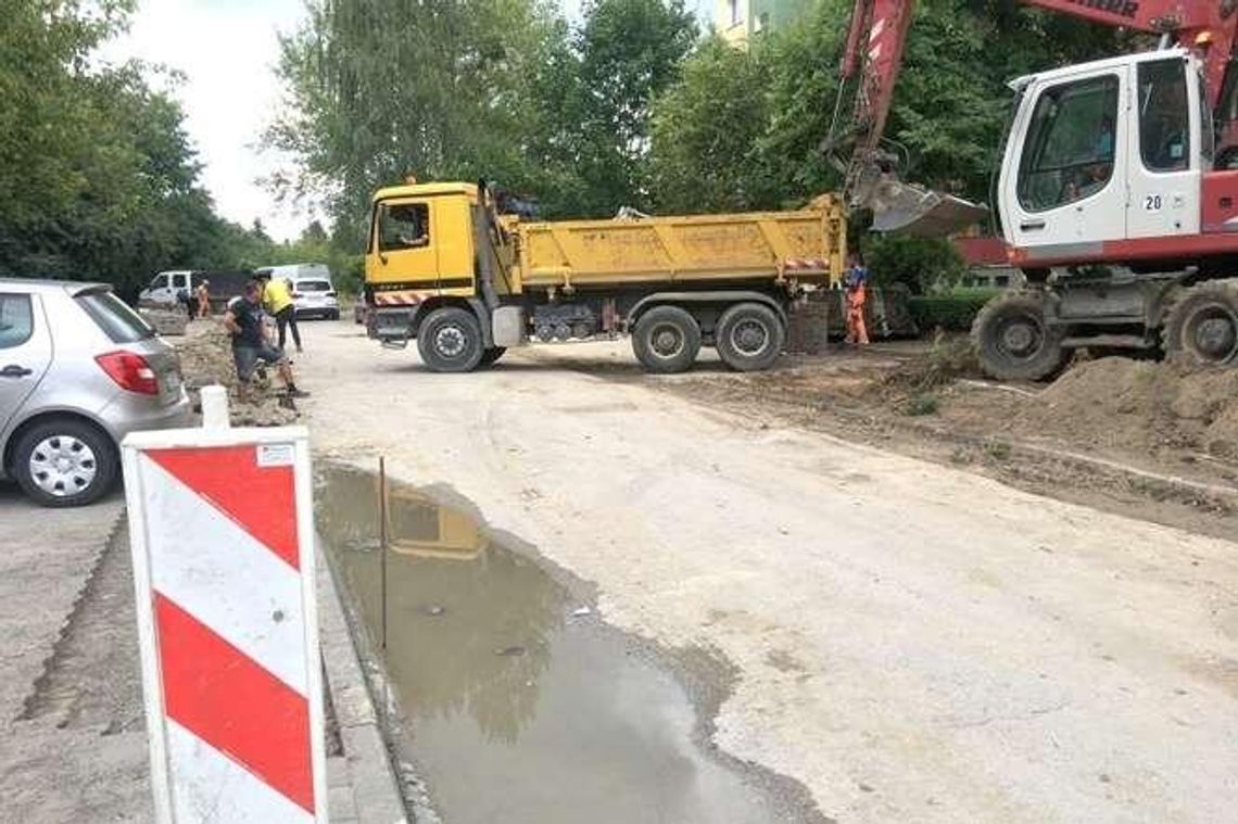Łęczna: Ulica Skarbka w przebudowie