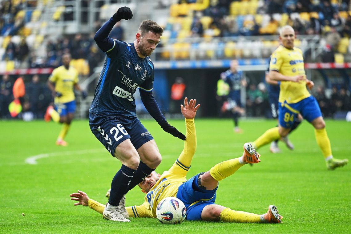 Legia przegrała z Piastem, Motor jednak nie wylądował w strefie spadkowej