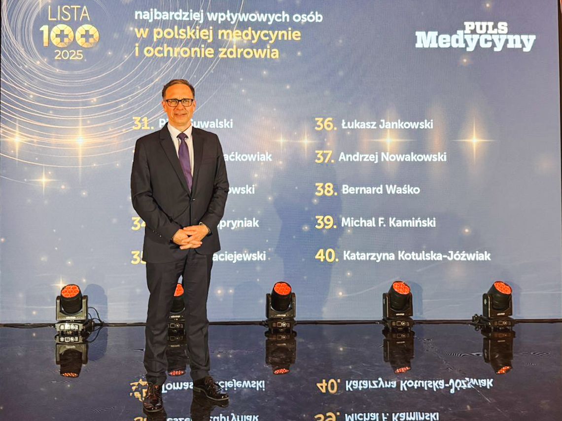 Prof. Andrzej Nowakowski podczas gali „Lista 100 najbardziej wpływowych osób w polskiej medycynie i ochronie zdrowia 2025” magazynu Puls Medycyny