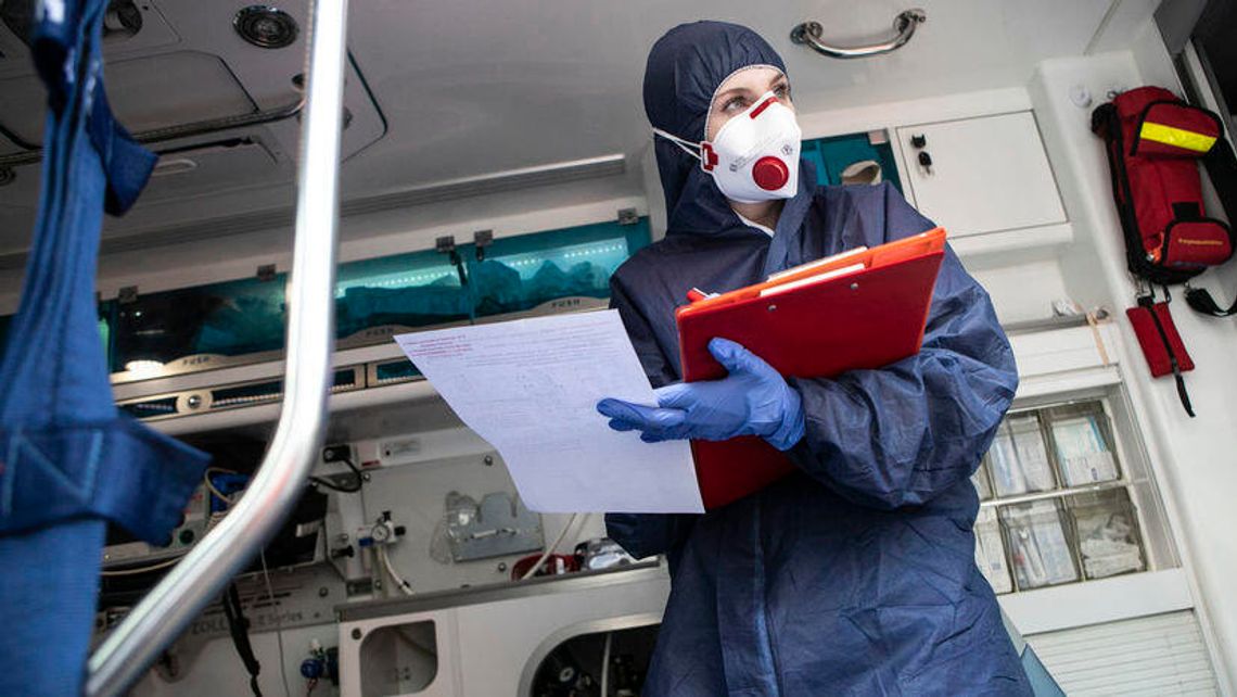 Lekarze boją się, że w przychodniach wybuchną nowe ogniska Covid-19. Dlaczego?