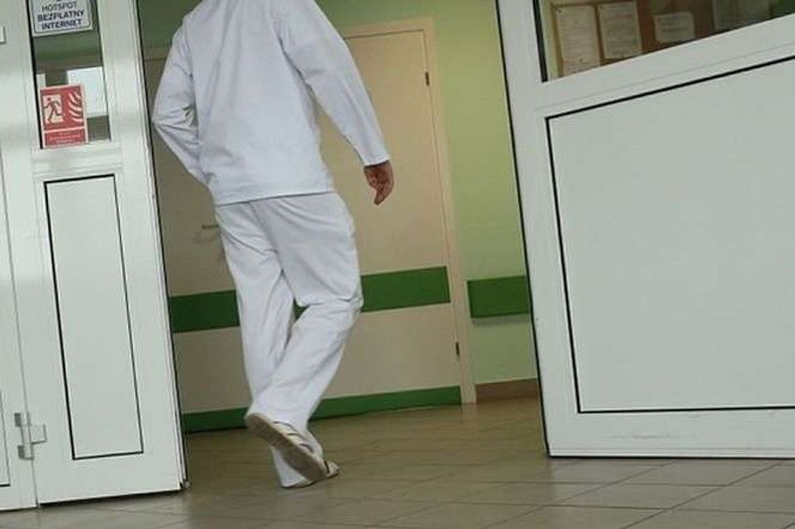 Lekarze chcą zarabiać więcej i grożą strajkiem. Mediacje bez efektów