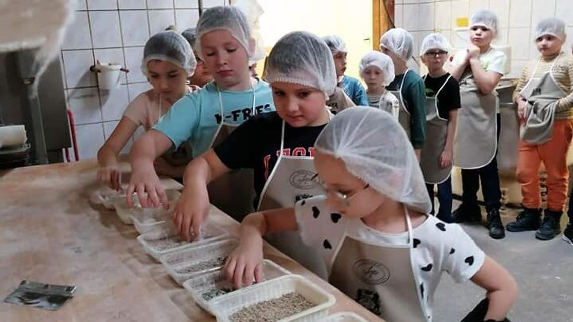 Lekcja w mące. Rzemieślnicy pokazują jak pracują