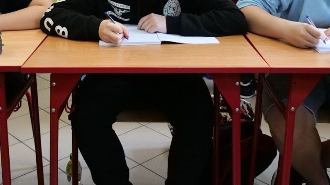 Lekcje pod specjalnym nadzorem. Dlaczego szkoły odwołują zajęcia o konstytucji? Lekcje pod specjalnym nadzorem. Dlaczego szkoły odwołują zajęcia o konstytucji?