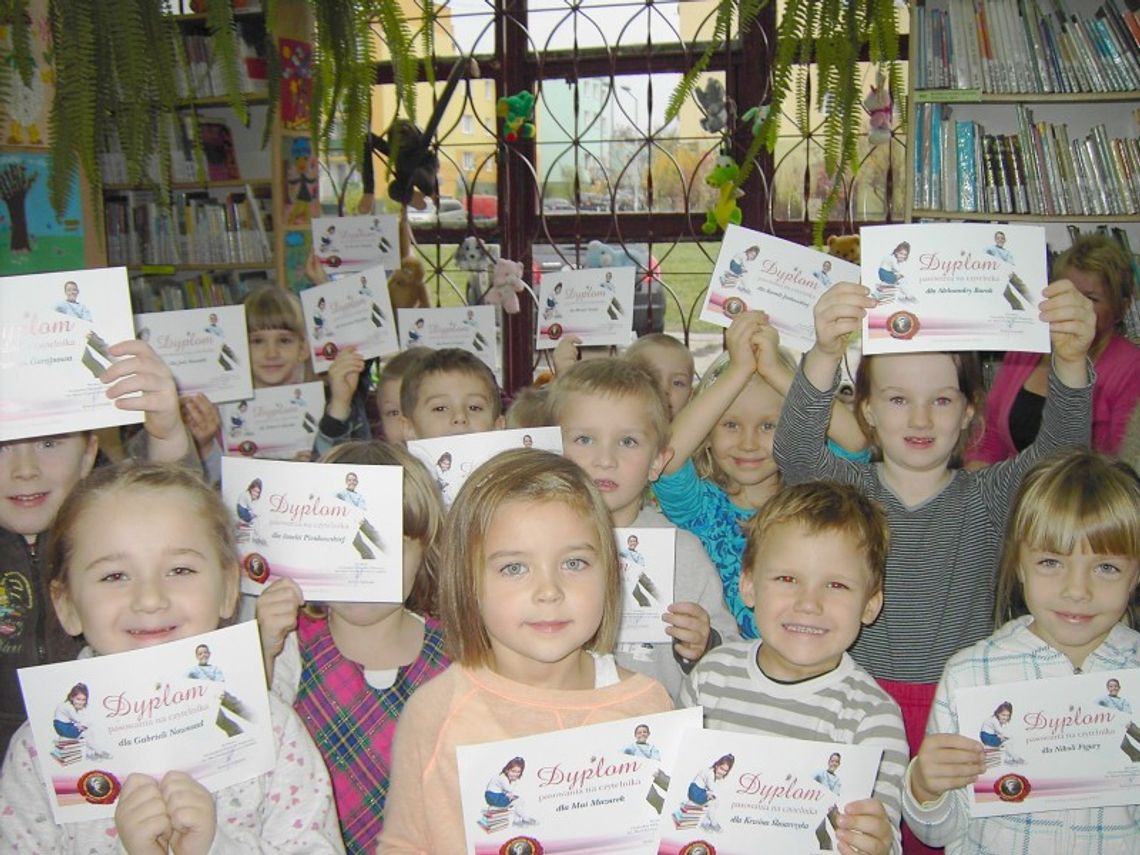 \"Leśne skrzaty” i \"Słoneczka” to już czytelnicy