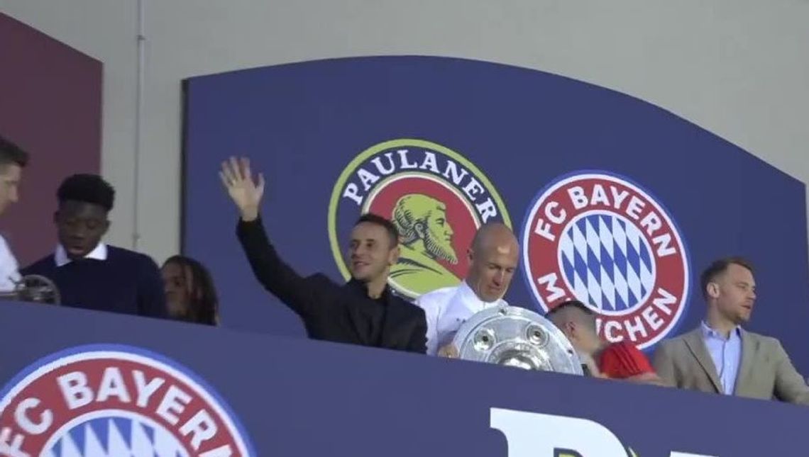 Lewandowski ma już dość opieszałości Bayernu na rynku transferowym Lewandowski ma już dość opieszałości Bayernu na rynku transferowym