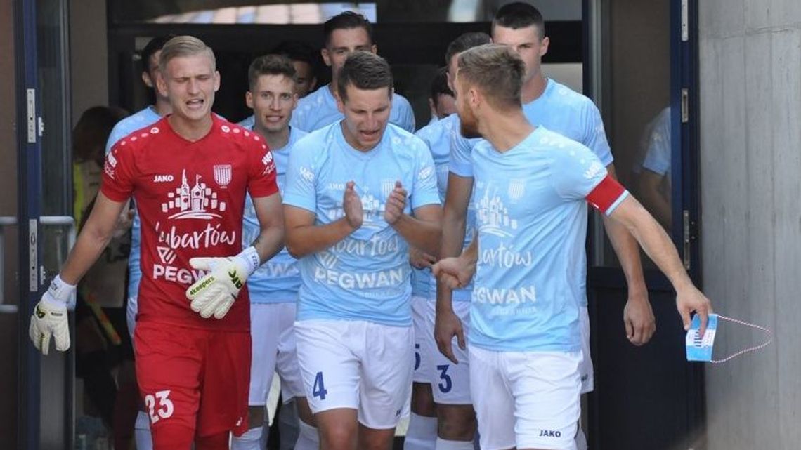 Lewart Lubartów - ŁKS Łagów. Który beniaminek okaże się lepszy?