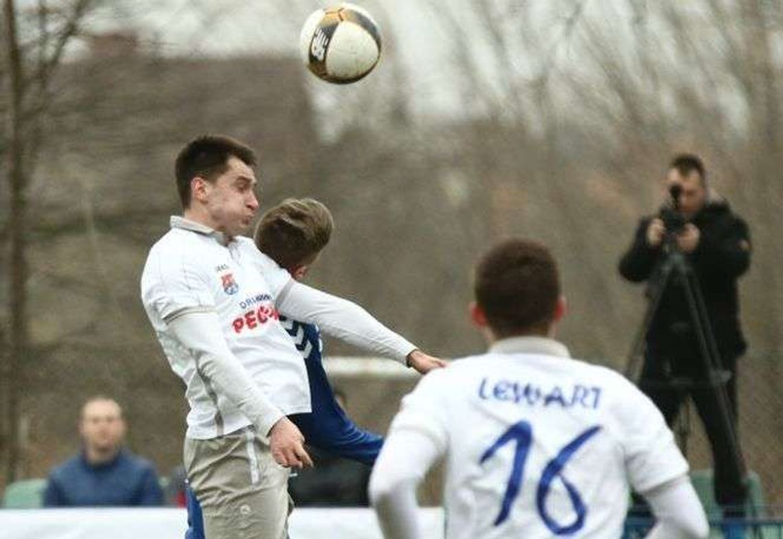 Lewart Lubartów – LKS Milanów 5:0, pierwsza wygrana Kłosa Chełm