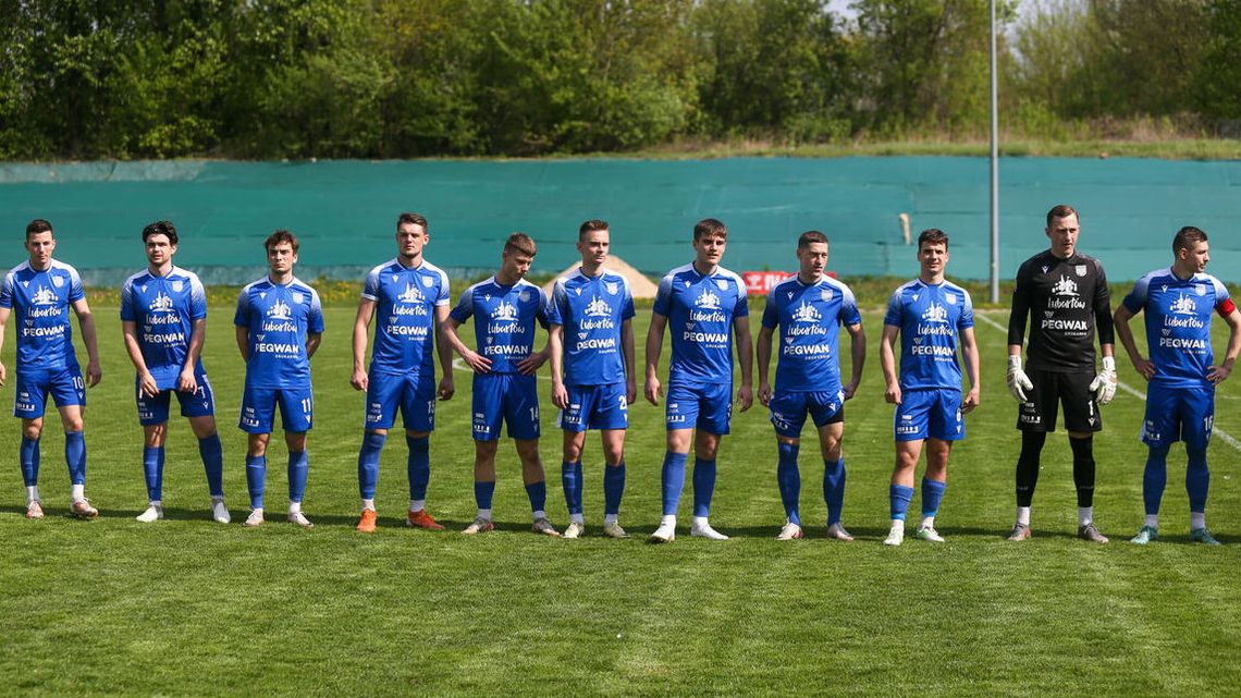 Lewart Lubartów nowym liderem, Lublinianka znowu gromi, a Stal Kraśnik znowu bez wygranej Lewart Lubartów nowym liderem, Lublinianka znowu gromi, a Stal Kraśnik znowu bez wygranej