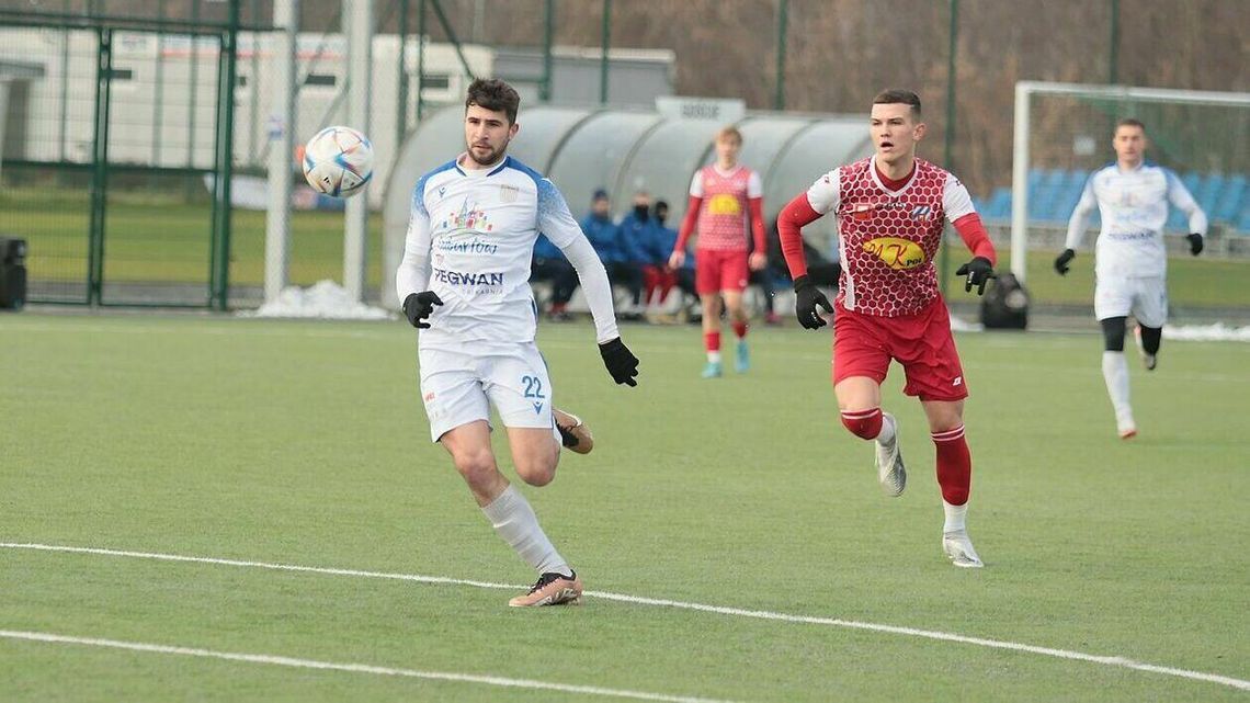 Lewart Lubartów wygrywa na zakończenie roku i goni ścisłą czołówkę