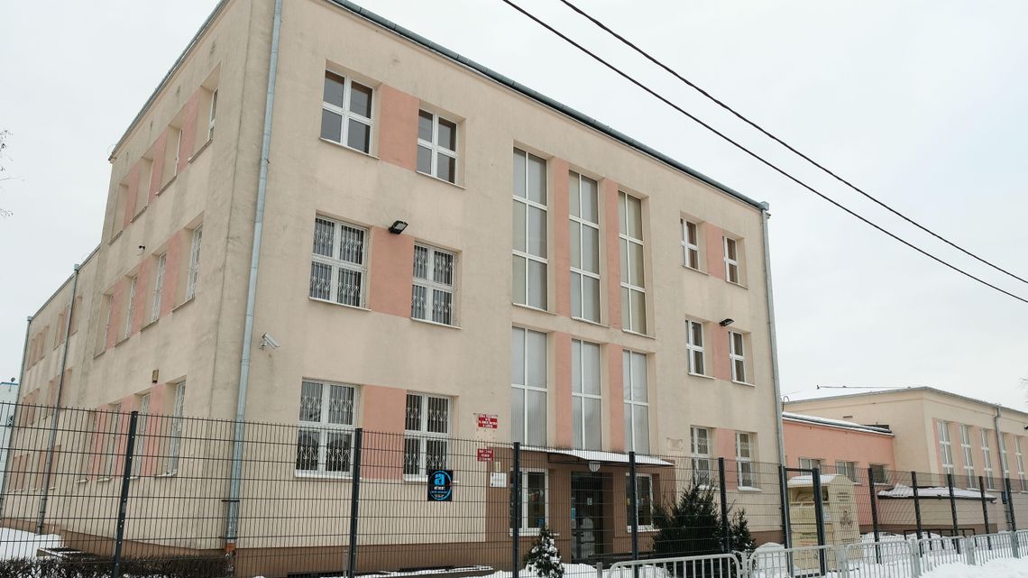 Licealiści z klasy sportowej mają się uczyć w budynku szkoły specjalnej. Rodzice mają obawy