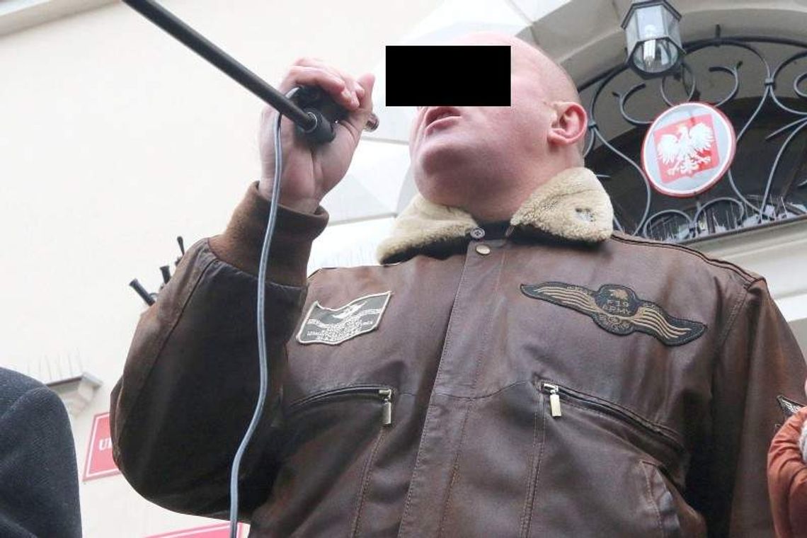 Lider narodowców oskarżony. Marian K. odpowie za pobicie