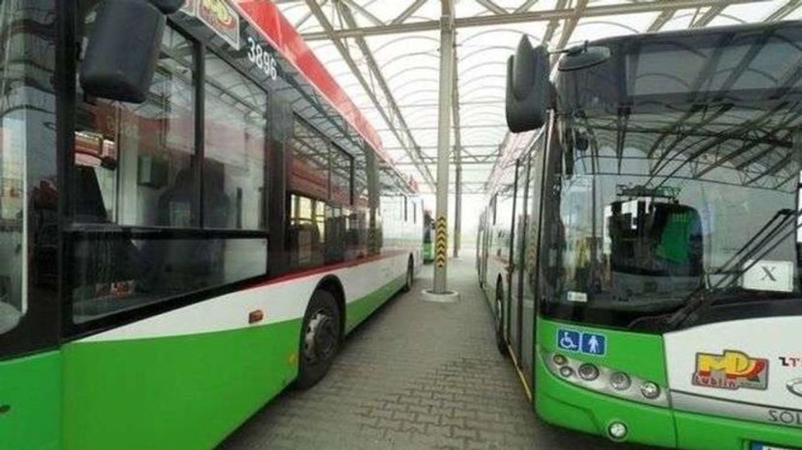 Linia nr 16 zmienia dzisiaj trasę. Z powodu prac remontowych w Dominowie