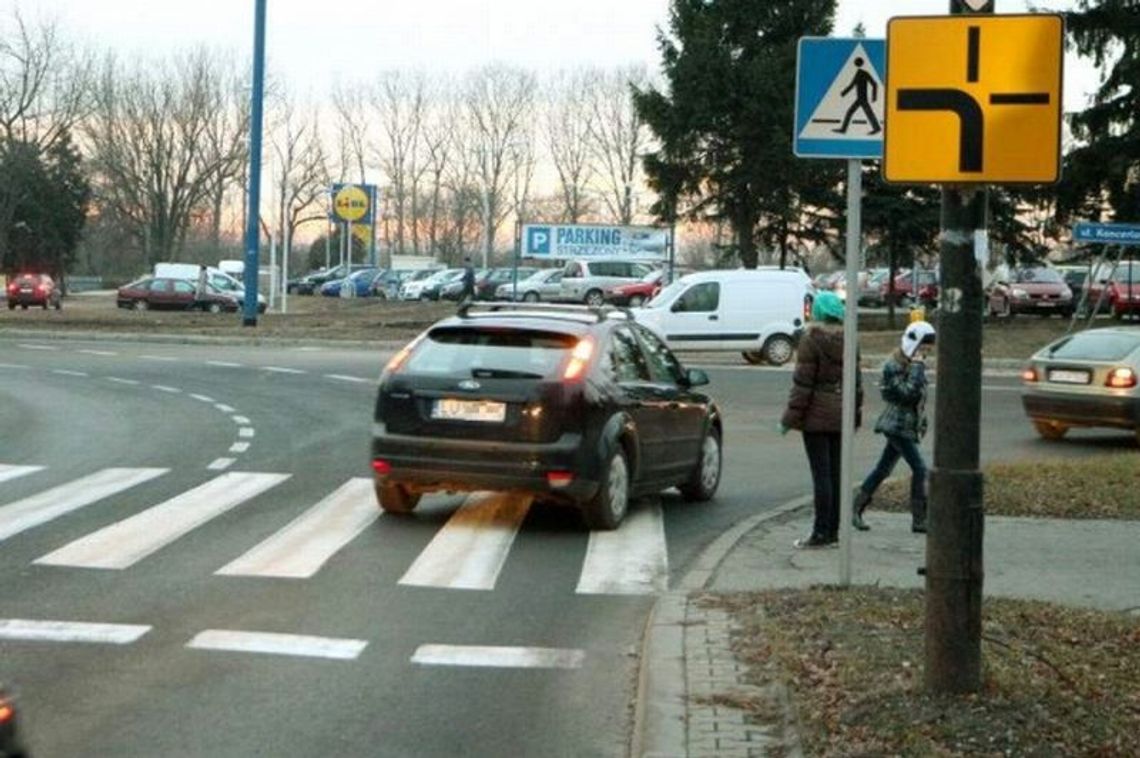 List: Niebezpieczny wjazd na parking Lidla w Lublinie List: Niebezpieczny wjazd na parking Lidla w Lublinie