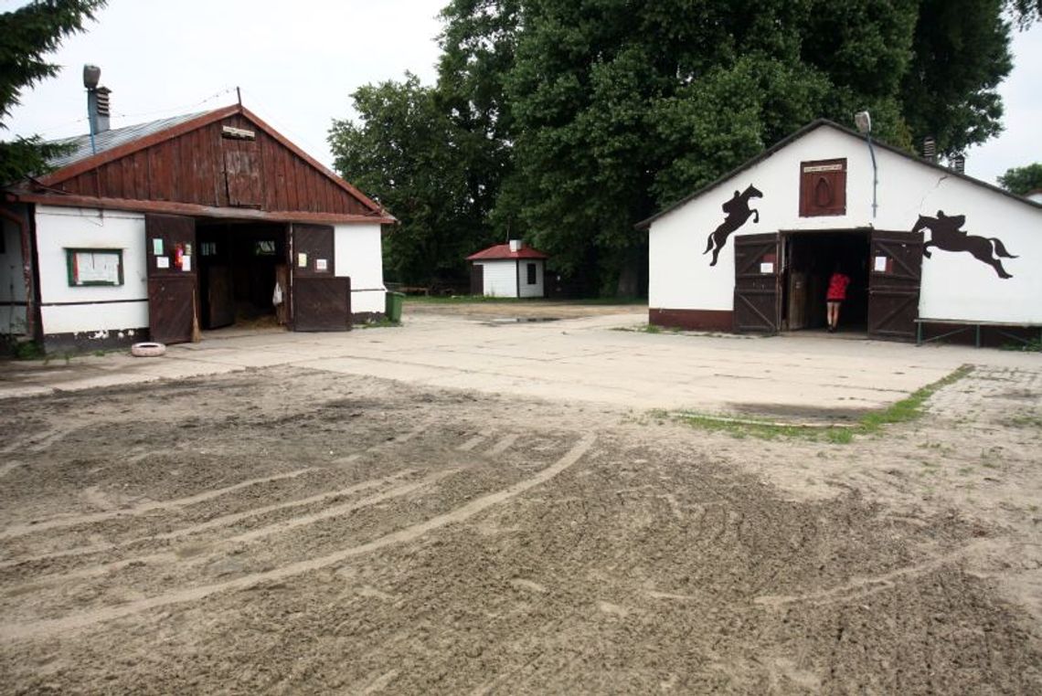 LKJ już z umową z MOSiR