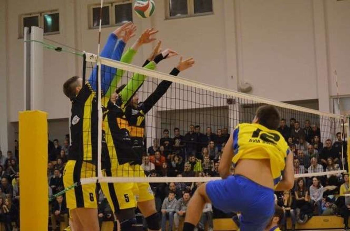 LKPS Pszczółka przegrał 1:3 na wyjeździe z Karpatami Krosno LKPS Pszczółka przegrał 1:3 na wyjeździe z Karpatami Krosno