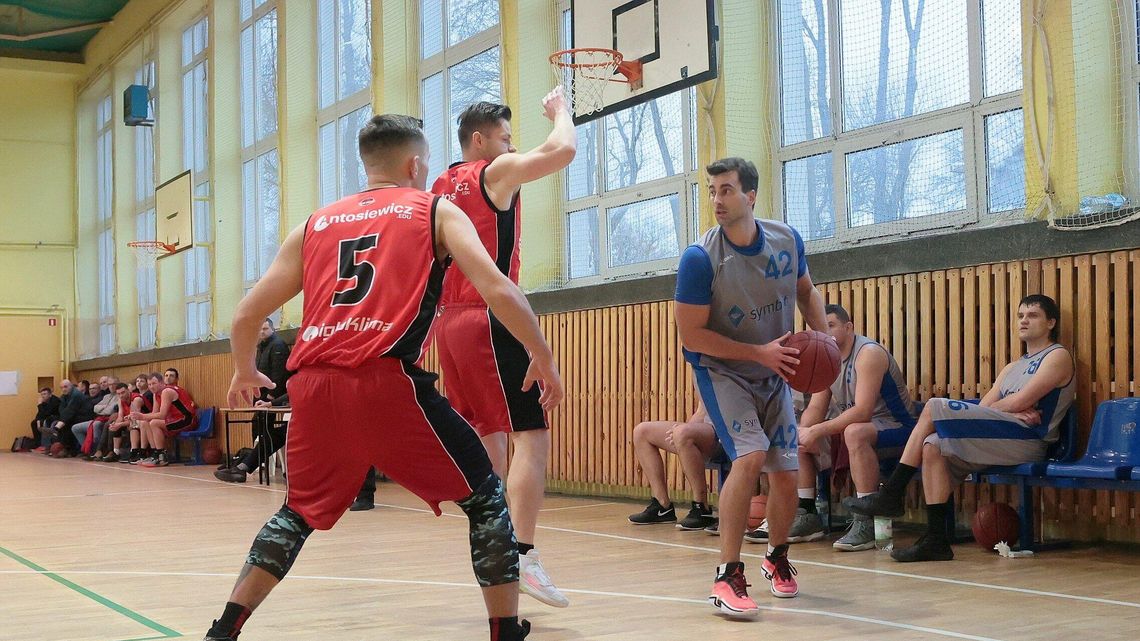 LNBA. Symbit i Matematyka wyrównały stan półfinałowych rywalizacji w Konferencji A LNBA. Symbit i Matematyka wyrównały stan półfinałowych rywalizacji w Konferencji A