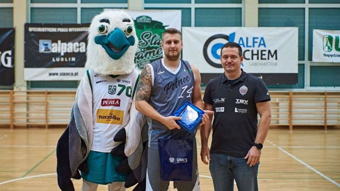 LNBA. Została trójka niepokonanych