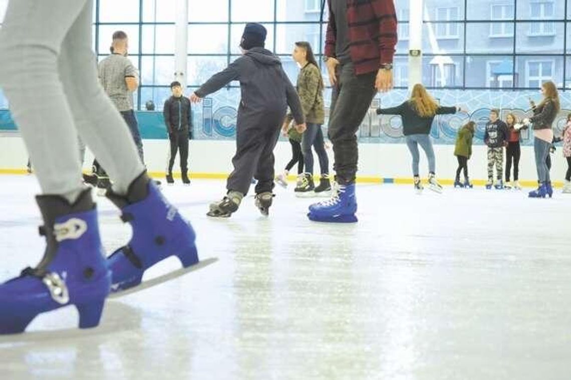 Lodowisko Icemania już otwarte. Do sezonu wkrótce zacznie szykować się stok na Globusie Lodowisko Icemania już otwarte. Do sezonu wkrótce zacznie szykować się stok na Globusie