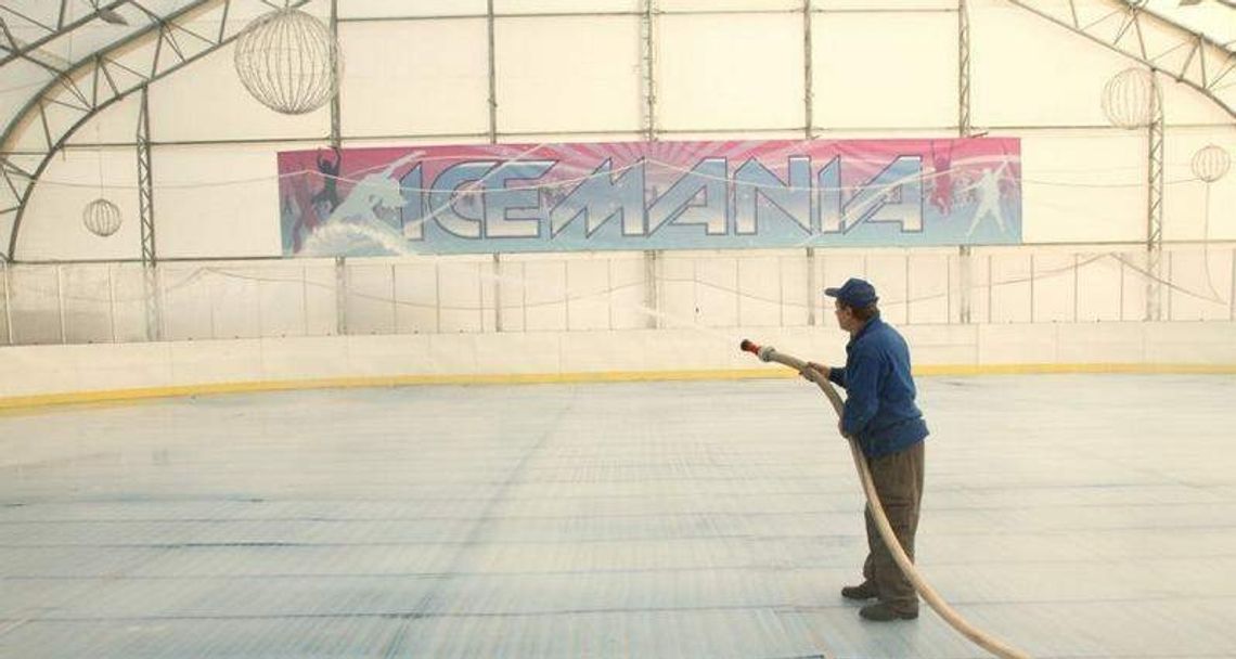 Lodowisko przy Al. Zygmuntowskich przeniesie się do hali, powstanie miasteczko ruchu drogowego