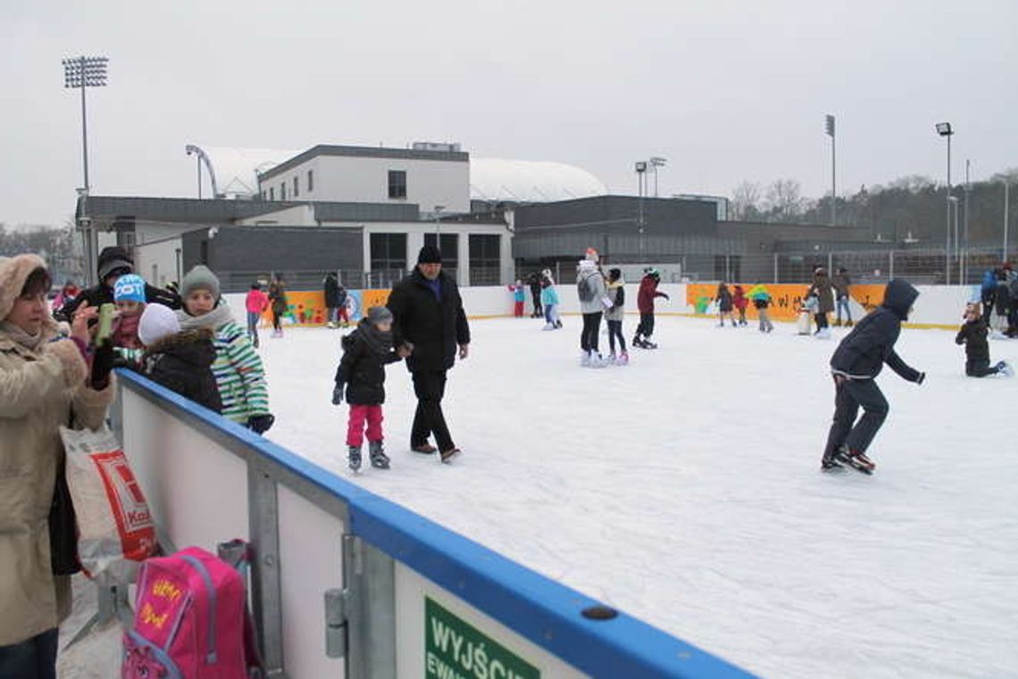 Lodowisko w Puławach kończy pierwszy sezon: 85 dni, 7674 łyżwiarzy