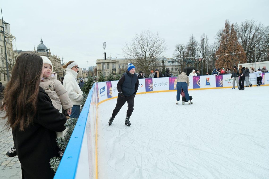 Lodowisko wróci na Plac Litewski. Znamy termin otwarcia i koszty Lodowisko wróci na Plac Litewski. Znamy termin otwarcia i koszty