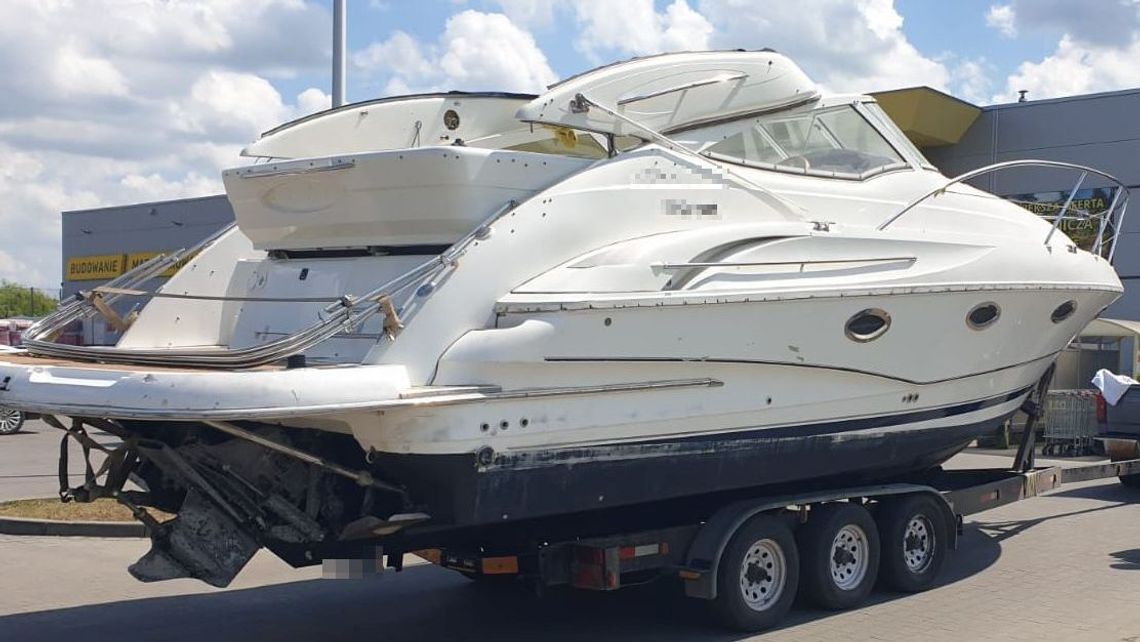 Łódź w centrum Hrubieszowa. Interweniowała policja Łódź w centrum Hrubieszowa. Interweniowała policja