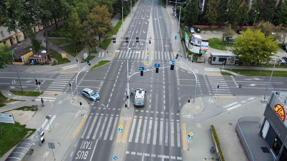 Lotniczą bombę zabrali saperzy z Dęblina. Lublinianie wrócili do domów [relacja]